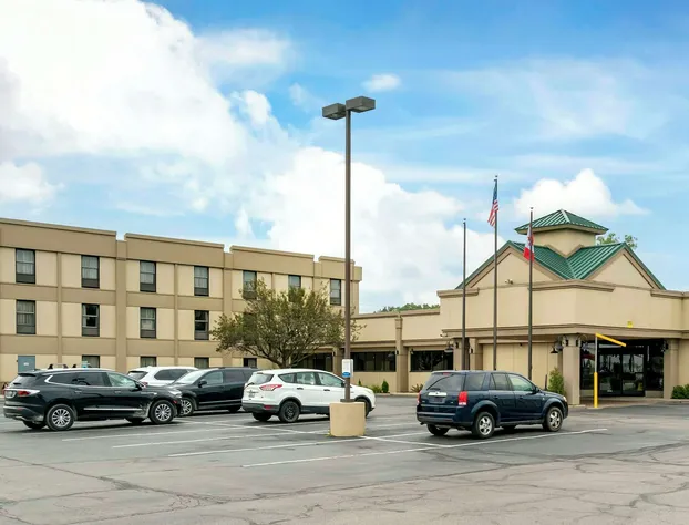 Quality Inn & Suites Monroe hotel detail image 3