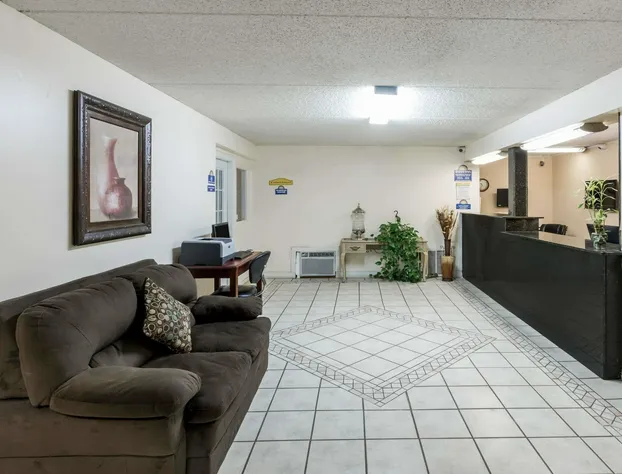 Days Inn by Wyndham Midland hotel detail image 1