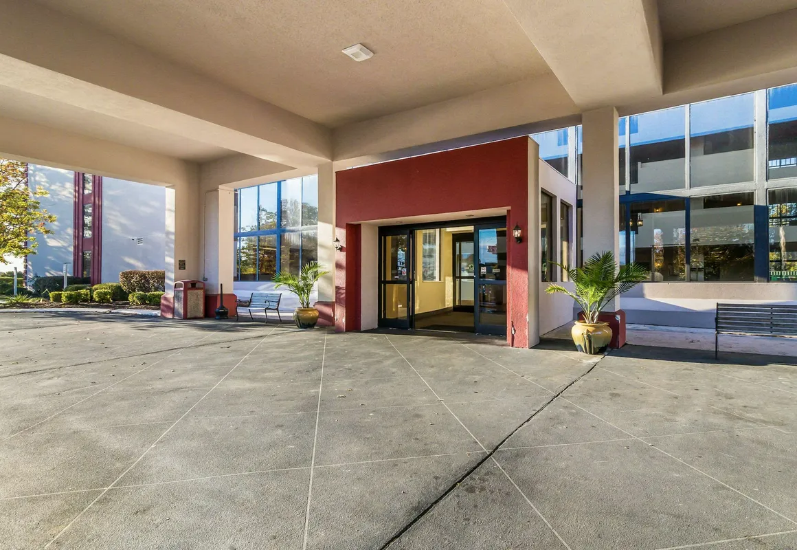 Clarion Hotel Jackson Northwest hotel hero