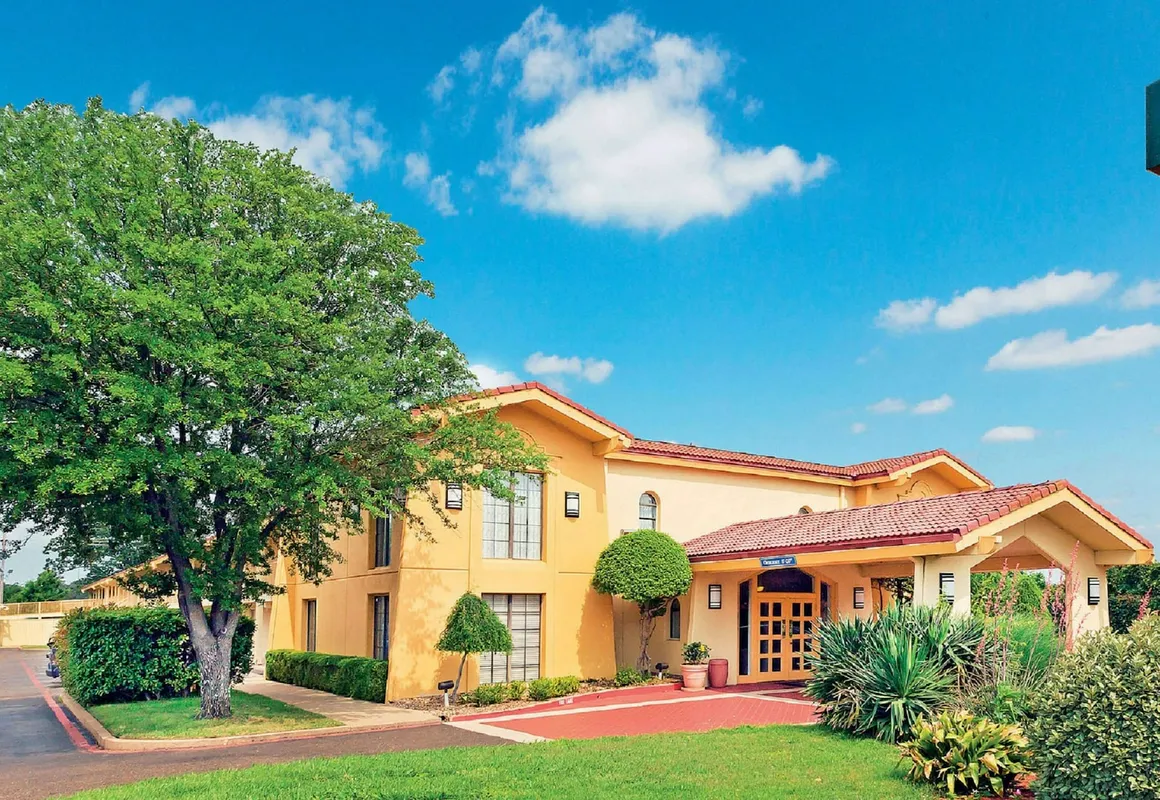 The Grand by Capital O Texarkana I-30 hotel hero