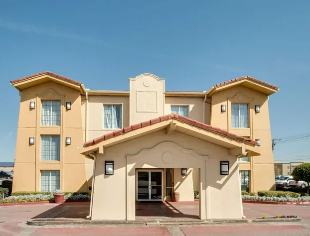 Studio 6 Fort Worth, TX - West Medical Center hotel detail image 4