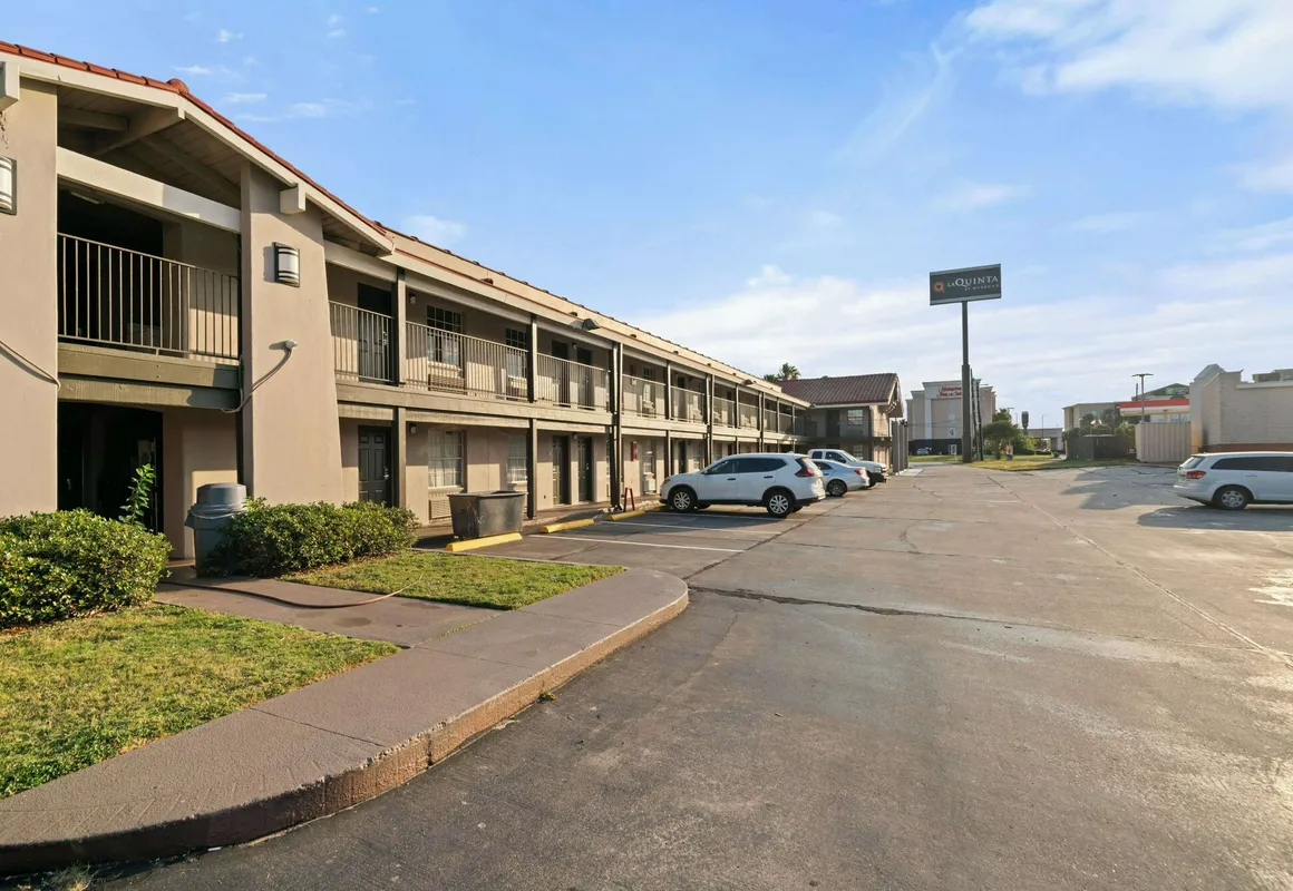 La Quinta Inn by Wyndham Corpus Christi North hotel hero