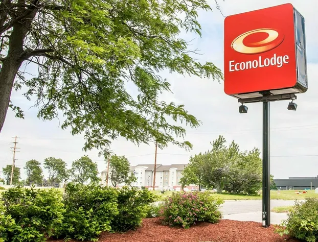 Econo Lodge hotel detail image 3