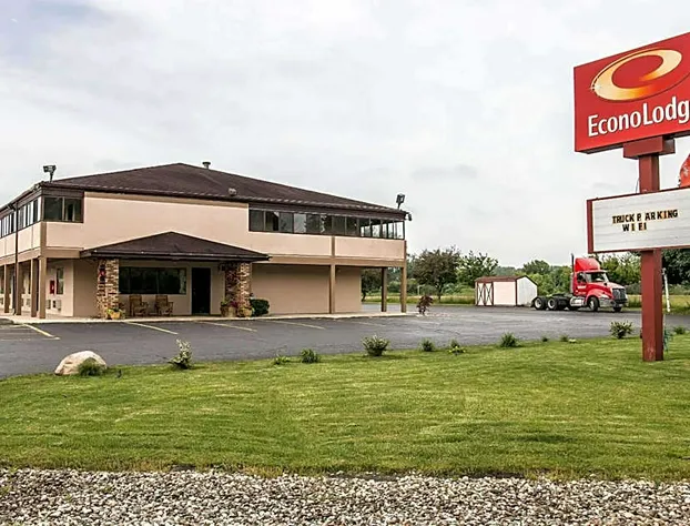 Econo Lodge Paw Paw hotel detail image 1