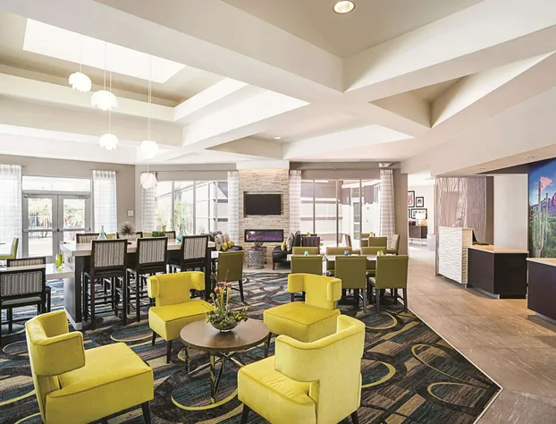 La Quinta Inn & Suites by Wyndham Phoenix Chandler hotel detail image 4