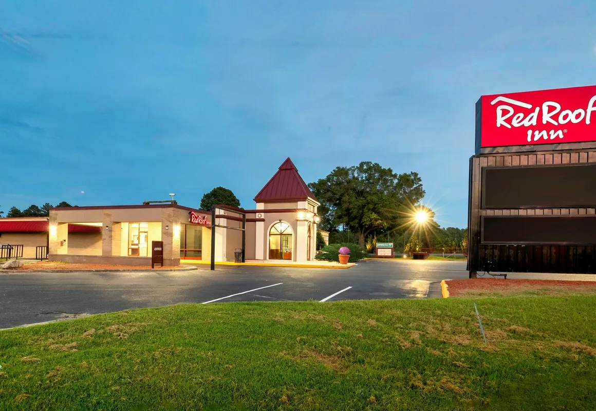 Red Roof Inn Petersburg - Fort Lee hotel hero
