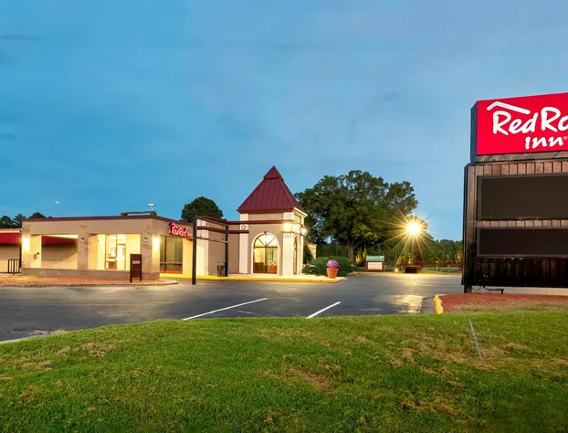 Red Roof Inn Petersburg - Fort Lee hotel detail image 1