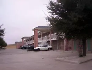 Baymont by Wyndham Willow Park hotel detail image 1