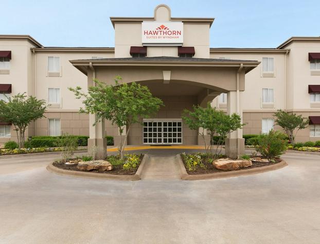 Hawthorn Extended Stay by Wyndham College Station hotel detail image 1