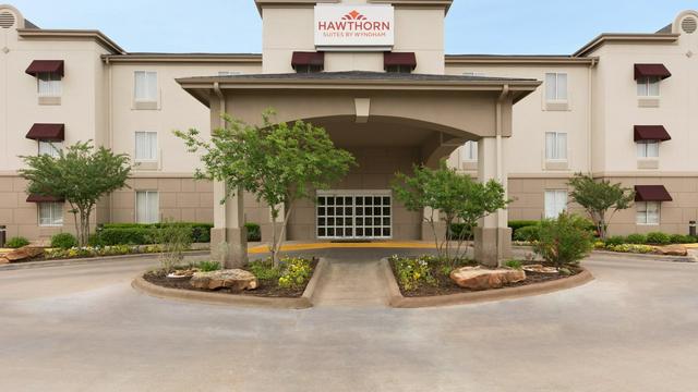 Hawthorn Extended Stay by Wyndham College Station hotel detail image 2