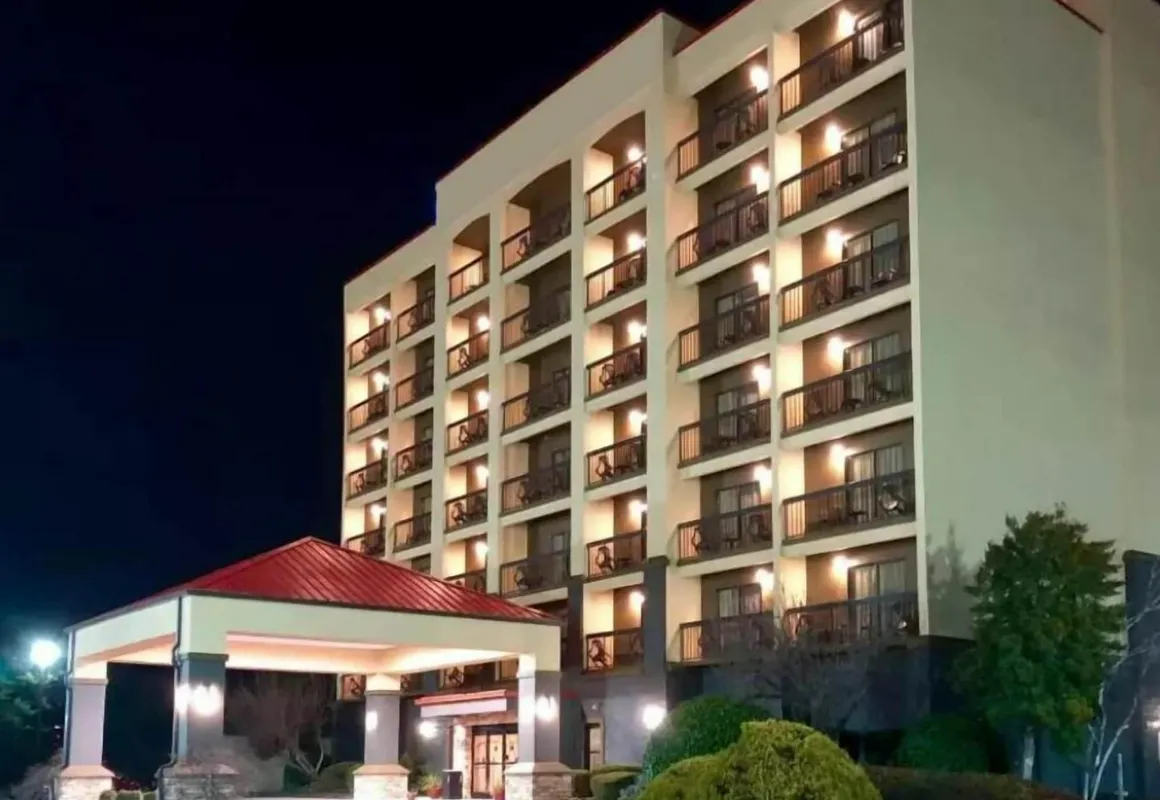 Vista Suites of Pigeon Forge hotel hero