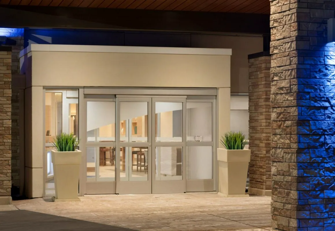 Holiday Inn Express Fayetteville – Fort Bragg by IHG hotel hero