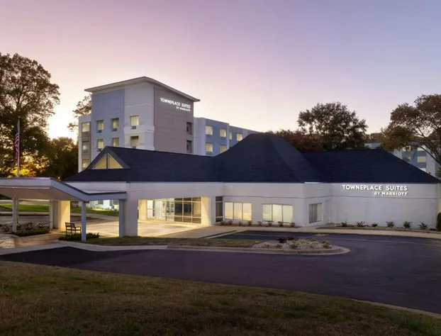 TownePlace Suites by Marriott Charlotte LoSo Airport hotel detail image 1