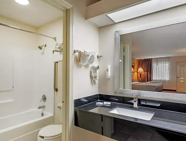 Quality Inn Cordele hotel detail image 2