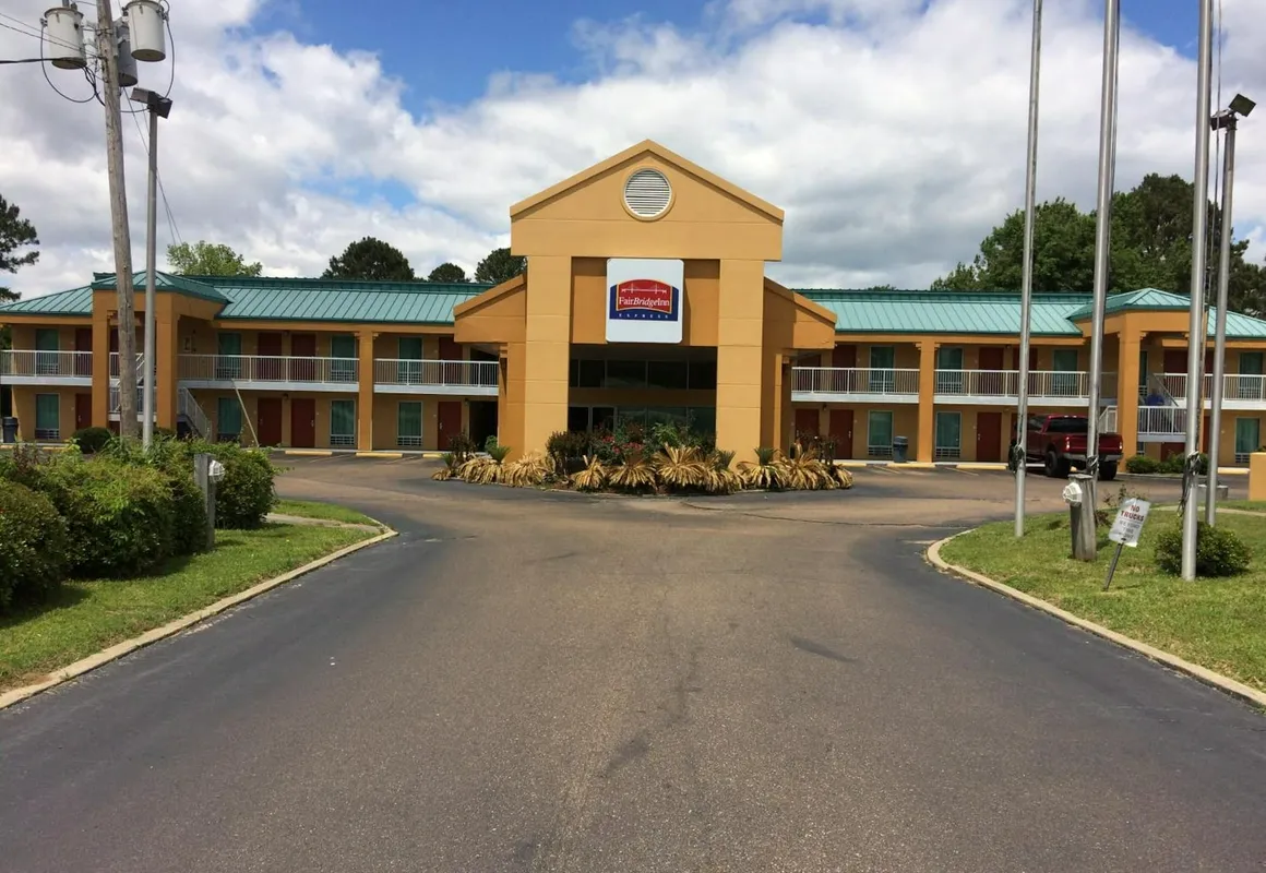 FairBridge Inn Express Natchez hotel hero