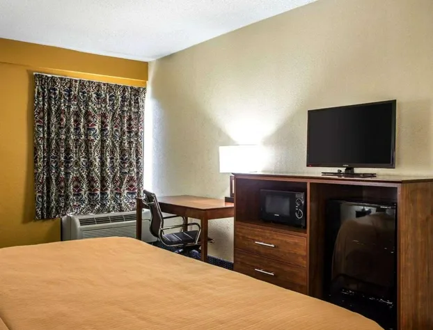 Quality Inn Mullins - Marion hotel detail image 1
