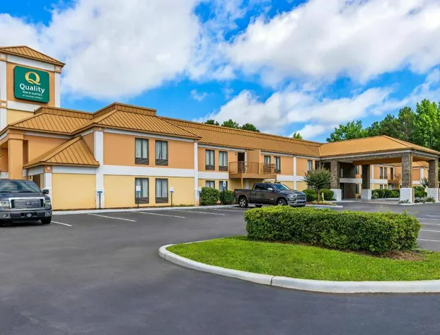 Quality Inn & Suites hotel detail image 2