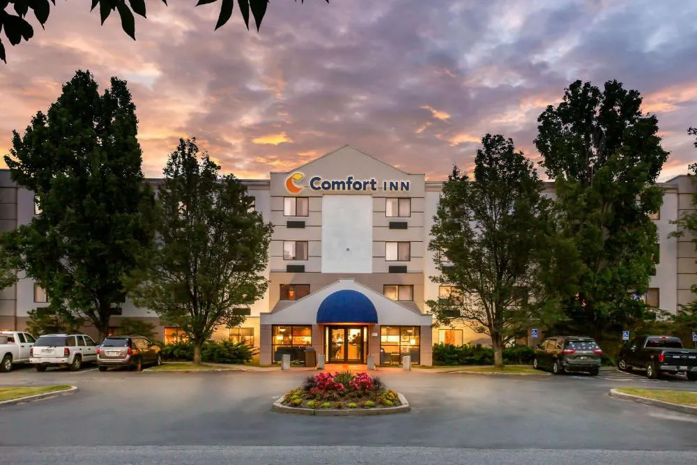 Comfort Inn White River Junction hotel hero