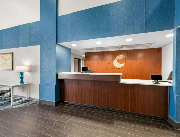 Comfort Suites Stevens Point hotel detail image 1