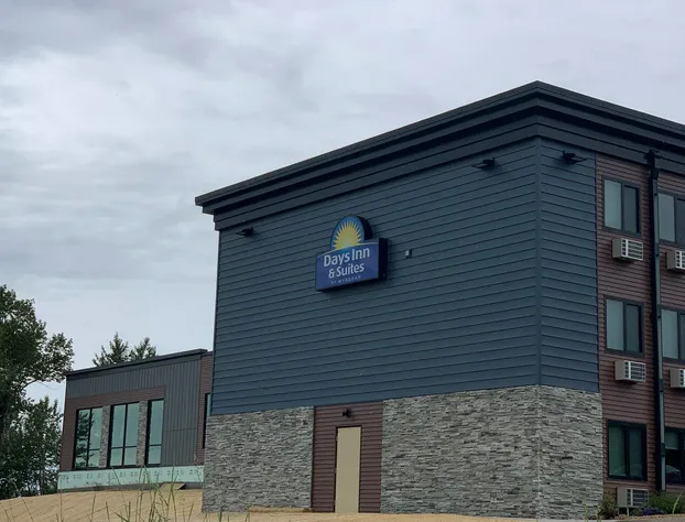 Days Inn & Suites by Wyndham Duluth by the Mall hotel detail image 4