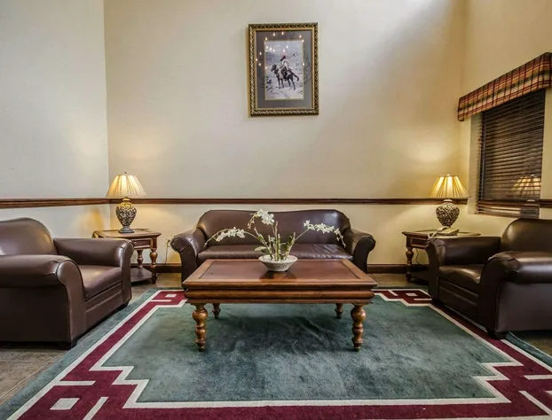 Quality Suites Jeffersonville - Louisville North hotel detail image 1