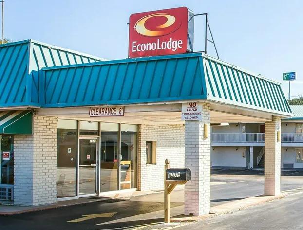 Econo Lodge McDonough South hotel detail image 1