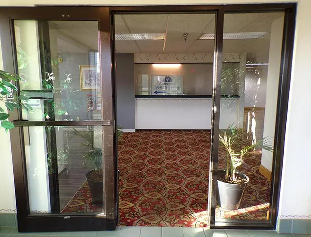 Morton Inn hotel detail image 2