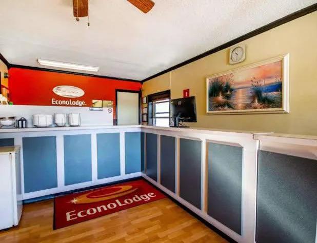 Econo Lodge Erlanger - Cincinnati Airport hotel detail image 3