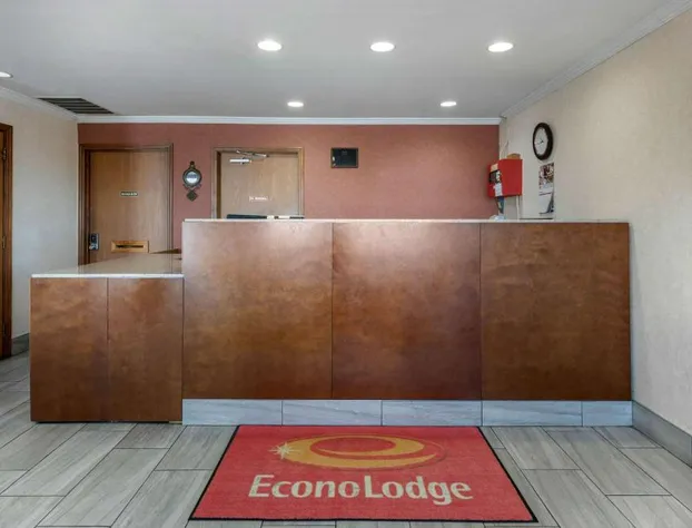 Econo Lodge Lexington Southeast hotel detail image 4