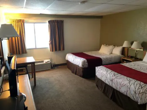 Northern Lights Inn Rugby hotel detail image 2