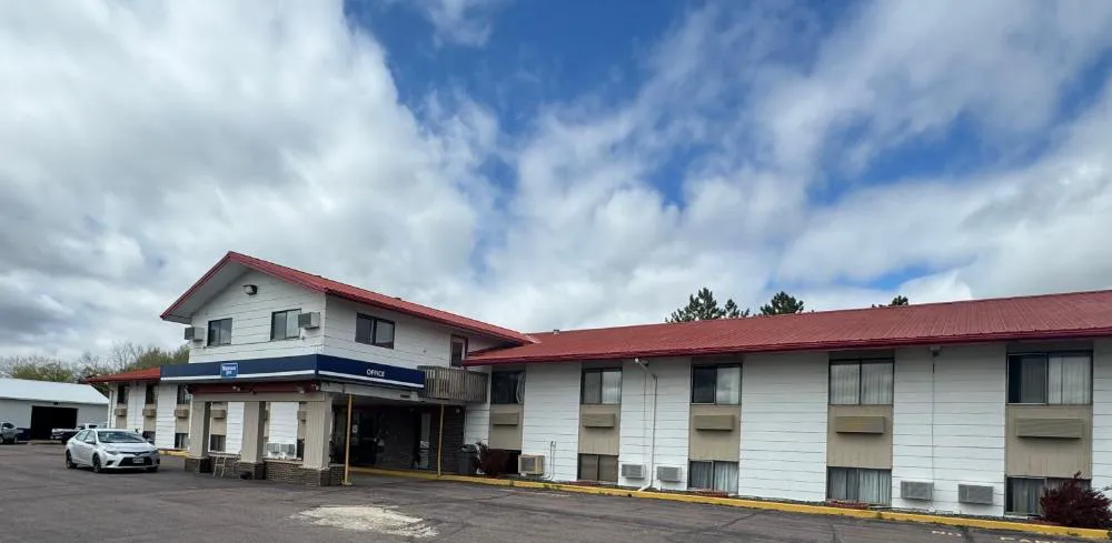 Mitchell inn hotel hero