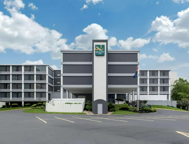 Quality Inn and Conference Center hotel detail image 1