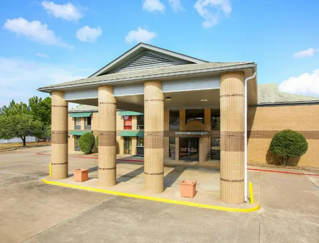 OYO Hotel Texarkana Trinity AR Hwy I-30 hotel detail image 3