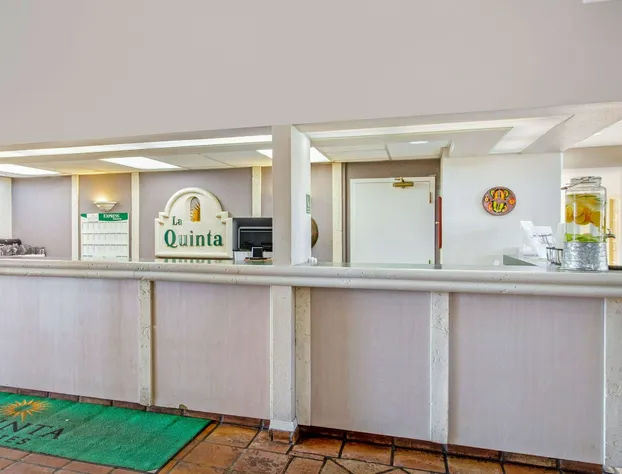 La Quinta Inn by Wyndham Las Cruces Mesilla Valley hotel detail image 2