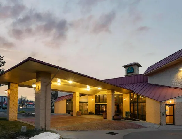 La Quinta Inn & Suites by Wyndham Salt Lake City - Layton hotel detail image 3