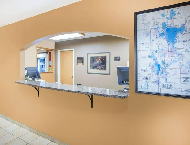 Ramada by Wyndham Spirit Lake/Okoboji hotel detail image 4