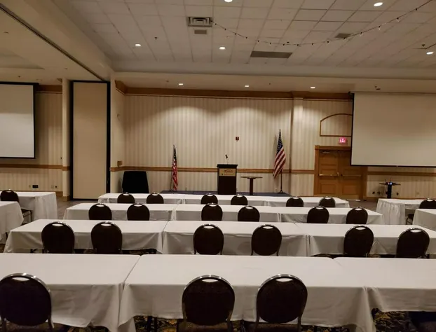 Ramada by Wyndham North Platte & Sandhills Convention Ctr hotel detail image 3