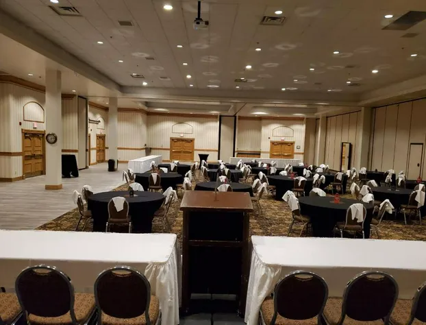 Ramada by Wyndham North Platte & Sandhills Convention Ctr hotel detail image 4