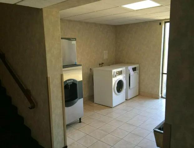 Travelodge by Wyndham Vernon CT hotel detail image 3