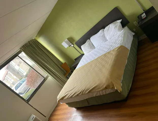 Travelodge by Wyndham Vernon CT hotel detail image 4