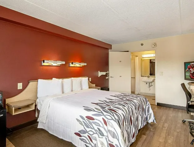 Red Roof Inn Huntington hotel detail image 1