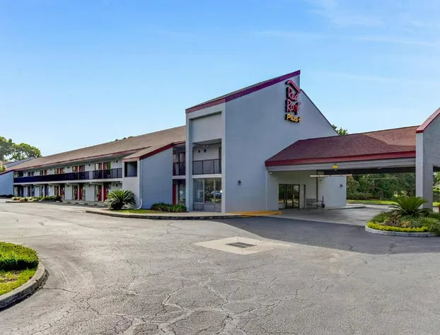 Red Roof Inn PLUS+ Mt Pleasant - Patriots Point hotel detail image 3