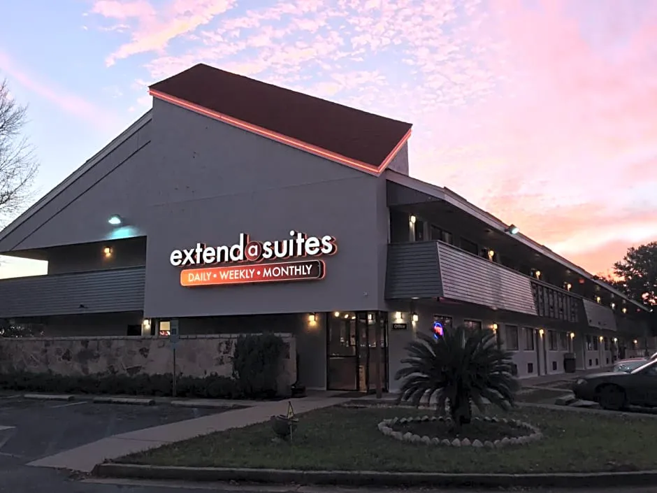 Extend a Suites Mobile North hotel hero