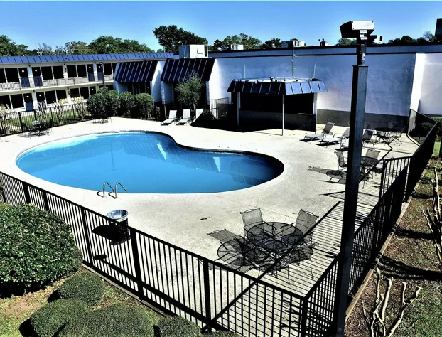 Quality Inn & Suites hotel detail image 2