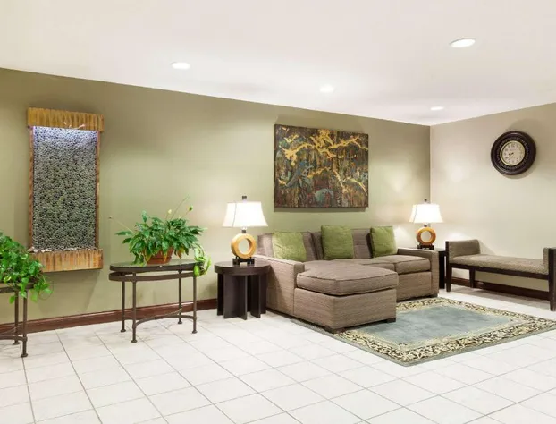 Baymont by Wyndham Dale hotel detail image 2