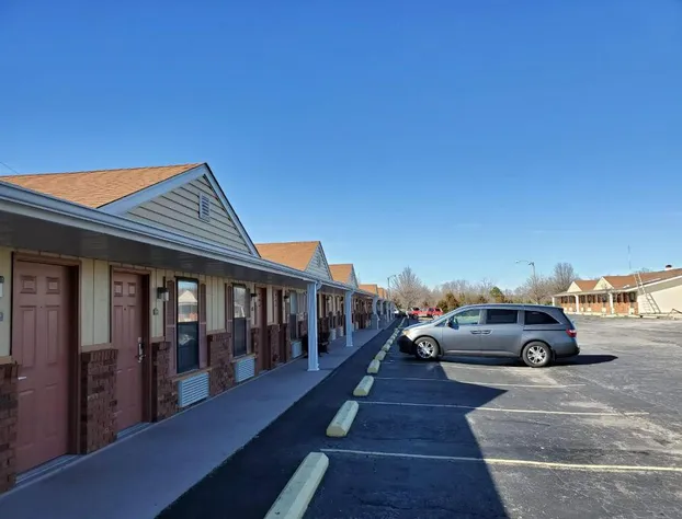 Econo Lodge hotel detail image 2