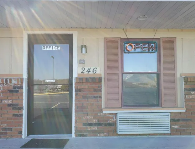 Econo Lodge hotel detail image 3