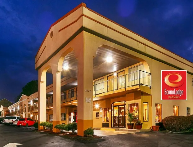 Econo Lodge Inn & Suites near Chickamauga Battlefield hotel detail image 1