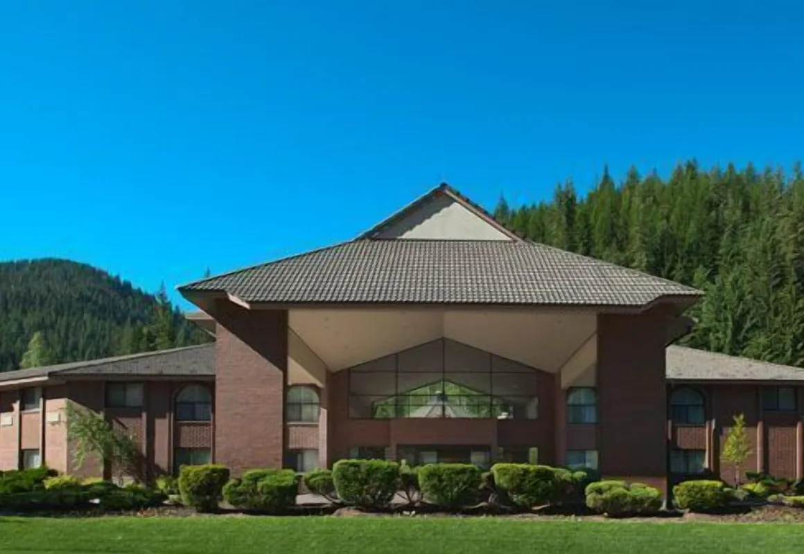 Wallace Inn hotel hero