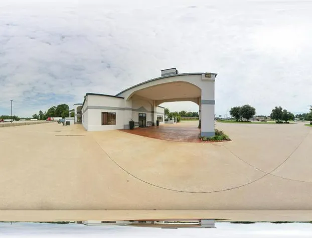 Quality Inn Carthage hotel detail image 3